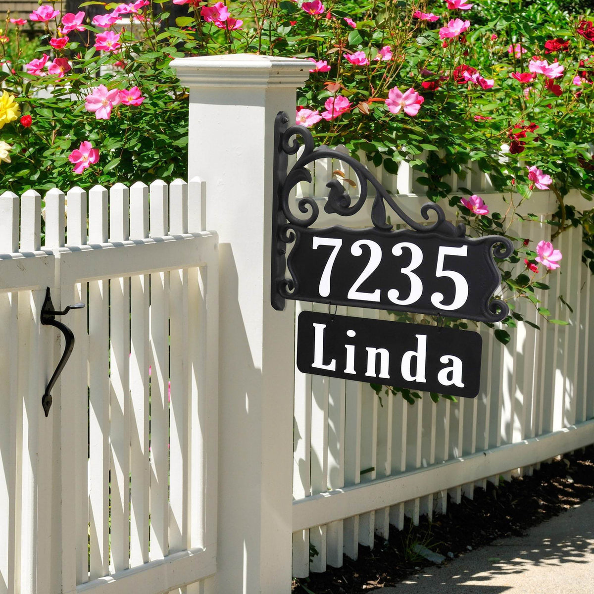 Boardwalk Lamppost Sign With Name Rider